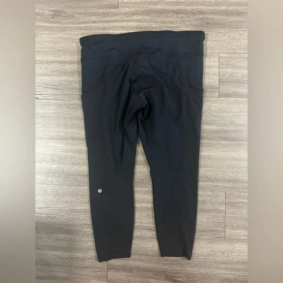 Lululemon base pace high rise tight 25" - Picture 4 of 5